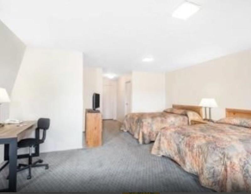 Travelodge By Wyndham New Philadelphia Eksteriør billede